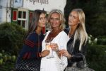 Soest 1 september 2016
Frank en Sandra Masmeijer vieren hun trouwdag met dochters Charlotte en Michelle en schoonzoon bij restaurant t Spiehuis.