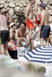 ibiza 27 juni 2016 
Stranddag van Nick en Kirsten Schilder de dag na hun trouwen bij el chirinquito.
Aanwezig oa Jan en Liza Smit Simon en Annemarie Keizer Jaap Kwakman met vriendin Aloys Buys met vriendin Jaap Reesema