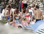 ibiza 27 juni 2016 
Stranddag van Nick en Kirsten Schilder de dag na hun trouwen bij el chirinquito.
Aanwezig oa Jan en Liza Smit Simon en Annemarie Keizer Jaap Kwakman met vriendin Aloys Buys met vriendin Jaap Reesema