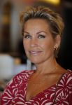 Volendam 31 augustus 2016
Presentatie 100NL in restaurant Lotje wine en dine van Jan Smit. Tanja Jess en Charly Luske