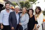 Blaricum 6 september 2016
Surprise party voor Willibrord Frequin zijn 75e verjaardag bij  Moeke Spijstra.
Zijn vriendin kinderen en kleinkinderen zijn natuurlijk aanwezig.