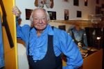 Vlaardingen 7 juli 2017
Opening Bassie en Adriaan museum met Bas en Aad v Toor. Ze hebben ook allebei een boek geschreven.