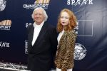 Apeldoorn 2 september 2017
Premiere Spaak in Omnisport . De hoofdrollen worden oa gespeeld door Tim Douwsma Aart Staartjes en Saskia Elise. Steven de Jong is de producent