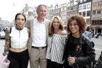 Amsterdam 11 juni 2017
Opening expositie Andy Warhol in Beurs v Berlage. Het is een initiatief van Lex Harding.
Adam Curry met zijn vriendin Tina Snider en Christina Curry met vriendin Shenta Ignacio