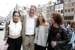 Amsterdam 11 juni 2017
Opening expositie Andy Warhol in Beurs v Berlage. Het is een initiatief van Lex Harding.
Adam Curry met zijn vriendin Tina Snider en Christina Curry met vriendin Shenta Ignacio