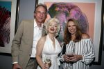 Amsterdam 11 juni 2017
Opening expositie Andy Warhol in Beurs v Berlage. Het is een initiatief van Lex Harding.
Adam Curry met zijn vriendin Tina Snider en Christina Curry met vriendin Shenta Ignacio