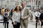 Amsterdam 11 juni 2017
Opening expositie Andy Warhol in Beurs v Berlage. Het is een initiatief van Lex Harding.
Adam Curry met zijn vriendin Tina Snider en Christina Curry met vriendin Shenta Ignacio