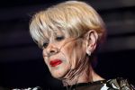 Weert, 26 Augustus 2017
Anneke Gronloh in rolstoel en tijdens optreden tgv 100e verjaardag Johnny Hoes