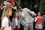 Amsterdam 2 augustus 2017  
Premiere emoji de film in pathe arena. Arjen Lubach met kinderen van zijn vriendin