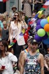 Amsterdam 5 augustus 2017
Barbara Frequin en Eefje Borstlap bij de canal parade.