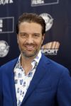 Apeldoorn 2 september 2017
Premiere Spaak in Omnisport . De hoofdrollen worden oa gespeeld door Tim Douwsma Aart Staartjes en Saskia Elise. Steven de Jong is de producent
Bas Muijs
