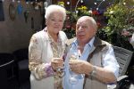 Vlaardingen 17 juli 2017
Bas v Toor vraagt zijn vrouw Coby opnieuw ten huwelijk met een grote ring