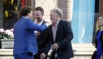 Leiden 2 juli 2017 
Jochem Myjer en zijn vriendin Marloes Novan vieren de 40e verjaardag van Jochem met familie en vrienden. Bert Visscher met vrouw