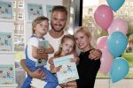 Amsterdam 4 september 2017
Boekpresentatie Jim Bakkum en Kirsten Michel. Bettina Holwerda met kinderen