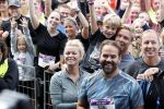 Amsterdam 9 september 2017
Edwin Evers staat op Run van radio 538 bij het Science park. Bridget Maasland met zoon Mees en nieuwe vriend Bram Plattel