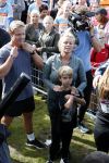 Amsterdam 9 september 2017
Edwin Evers staat op Run van radio 538 bij het Science park. Bridget Maasland met zoon Mees en nieuwe vriend Bram Plattel