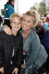 Amsterdam 9 september 2017
Edwin Evers staat op Run van radio 538 bij het Science park. Bridget Maasland met zoon Mees en nieuwe vriend Bram Plattel