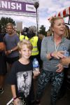 Amsterdam 9 september 2017
Edwin Evers staat op Run van radio 538 bij het Science park. Bridget Maasland met zoon Mees en nieuwe vriend Bram Plattel