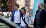 Leiden 2 juli 2017 
Jochem Myjer en zijn vriendin Marloes Novan vieren de 40e verjaardag van Jochem met familie en vrienden. Brigitte Kaandorp met man