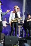 Amsterdam 6 augustus 2017 
Willeke Alberti en Candy Dulfer treden op ter afsluiting van de Gay parade op de dam.