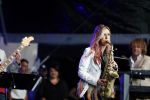 Amsterdam 6 augustus 2017 
Willeke Alberti en Candy Dulfer treden op ter afsluiting van de Gay parade op de dam.