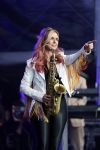 Amsterdam 6 augustus 2017 
Willeke Alberti en Candy Dulfer treden op ter afsluiting van de Gay parade op de dam.