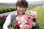 Rijsenhout 7 juli 2017
Dennie Christian voor promotie bloemen corso