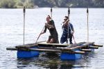 Eiland van Maurik 4 september 2017
Groepsfoto met Nicolette Kluijver en Dennis Weening met Marieke Elsinga, Anouk Hoogendijk, Roeland Fernhout, Niels Gomperts, Carolina Dijkhuizen, Henk Poort, Joelle Witschge, Richard Witschge, Shelly Sterk, Soundos El Ahmadi, Danny Froger, Kaj Gorgels, Nicole Buch en Brace. tijdens de persviewing van Expeditie Robinson 2017 op het Eiland van Maurik