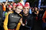 Amsterdam 3 september 2017  
ALS Cityswim in de amsterdamse grachten. Johnny de Mol jr en Rick Brandsteder zemmen met Ralph en Carlijn de Vies en hun kinderen  zoon Daniel en  hun dochter. 
Diane Janknegt met dochter