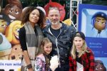 Amsterdam 2 augustus 2017  
Premiere emoji de film in pathe arena. Eddy Zoey met vriendin en zijn kinderen