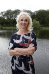 Amsterdam 6 september 2017
Perspresentatie van de musical On Your Feet bij strand Zuid. De cast met oa Ellen Evers, Jim Bakkum, Vajen van den Bosch, Albert Verlinde Nurlaila Kareem en  Tommie Christiaan