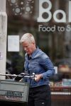 Amsterdam 28 juli 2017
Politieagente Ellie Lust met haar fiets in amsterdam