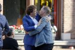Leiden 2 juli 2017 
Jochem Myjer en zijn vriendin Marloes Novan vieren de 40e verjaardag van Jochem met familie en vrienden. Erik van Muiswinkel