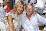 Saint Tropez 3 augustus 2017
Jan des Bouvrie viert zijn 75e verjaardag met familie en vrienden bij Tropezina. Jan met Estelle Cruijff