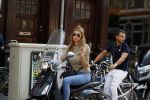 Amsterdam 3 september 2017 
Estelle Cruijff op haar vespa scooter