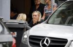 Amsterdam 11 juli 2017
Eva Jinek met vriendin Kristien v Dillen op terras