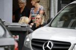 Amsterdam 11 juli 2017
Eva Jinek met vriendin Kristien v Dillen op terras