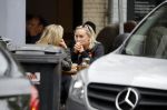 Amsterdam 11 juli 2017
Eva Jinek met vriendin Kristien v Dillen op terras
