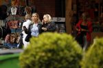Amsterdam 11 juli 2017
Eva Jinek met vriendin Kristien v Dillen op terras