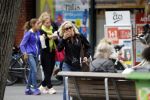 Amsterdam 11 juli 2017
Eva Jinek met vriendin Kristien v Dillen op terras