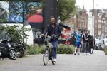 Amsterdam 1 augustus 2017 
Frank Sanders voor het Betty Asfalt complex waar hij binnenkort zijn premiere heeft