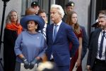 Den Haag 19 september 2017
Geert Wilders met zijn vrouw en beveiliging tijdens prinsjesdag op het binnenhof