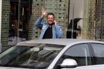 Amsterdam 16 september 2017 
Gerard Joling shoppend op de pc hooftstraat