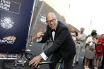 Apeldoorn 2 september 2017
Premiere Spaak in Omnisport . De hoofdrollen worden oa gespeeld door Tim Douwsma Aart Staartjes en Saskia Elise. Steven de Jong is de producent. Oud Wielrenner Gert Jacobs