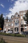 Amsterdam 12 september 2017
Gordon woont nu schuin boven zijn zaak blushing in amsterdam