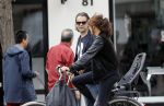 Amsterdam 3 juli 2017
Hans Teeuwen met zijn vriendin in amsterdam zuid