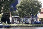 Amsterdam 15 en 17 september 2017
Humberto Tan zijn auto staat voor zijn huis.