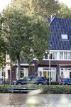 Amsterdam 15 en 17 september 2017
Humberto Tan zijn auto staat voor zijn huis.