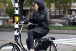 Amsterdam 12 september 2017  
Isa Hoes in de storm op de fiets