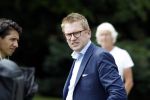 Warmond 7 juli 2017
Koninklijk fotouurtje in Warmond . Koning Willem Alexander Koningin Maxima prionses Amalia Ariane en Alexia komen aanvaren met een sloep. Jair Ferwerda van Jinek